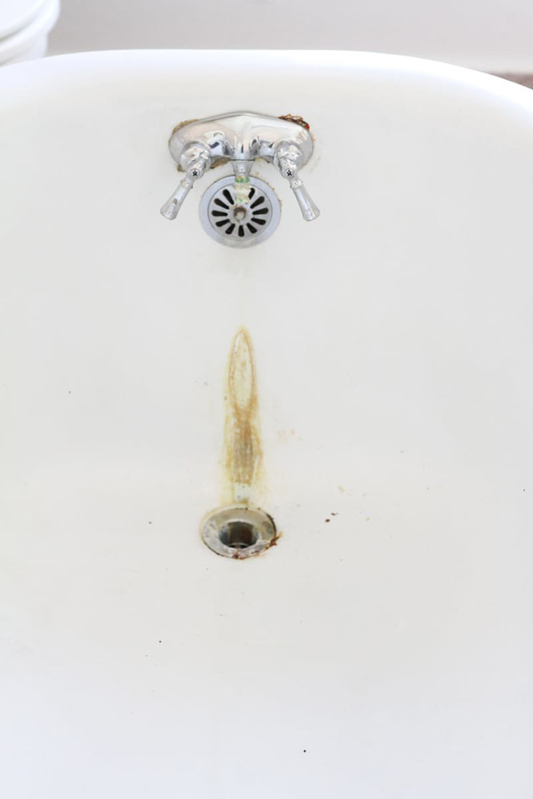 Đập tan các vết ố vàng cho bồn tắm nhà bạn sạch bóng như mới 173