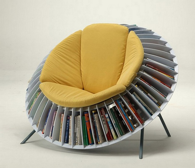 mẫu ghế đọc sách đầy tiện ích với hình dáng như hoa hướng dương