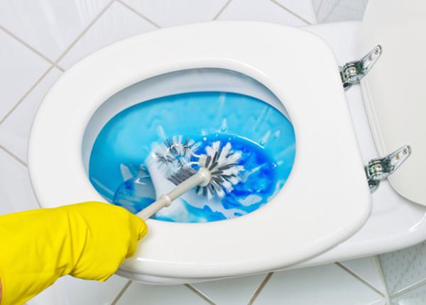 Giúp toilet luôn thơm tho bằng những mẹo vặt giản đơn ai cũng có thể làm (4)