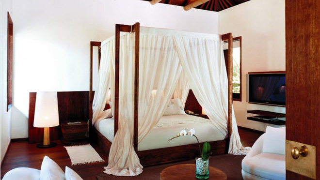 Không gian phòng ngủ thêm thơ mộng nhờ kiểu giường canopy - Nhà Đẹp Số (7)