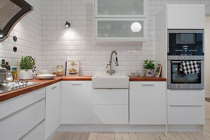 Gạch ốp tường bếp - bí quyết giúp không gian bếp thêm sang chảnh 24