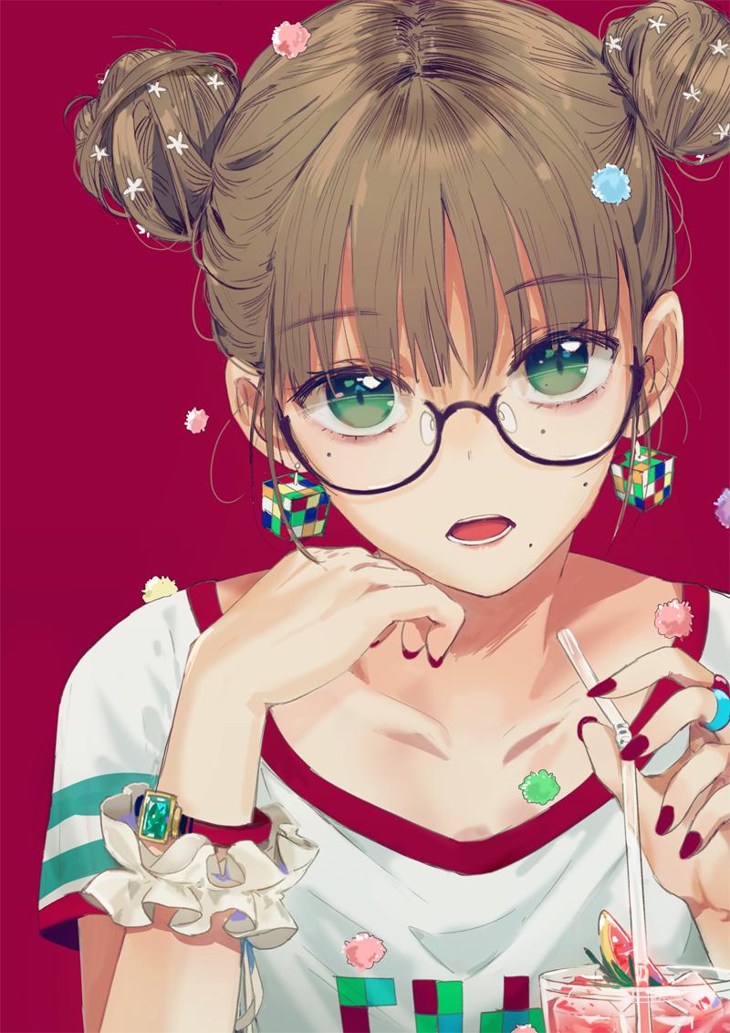 Hình ảnh anime girl đeo kính cute dễ thương cuốn hút